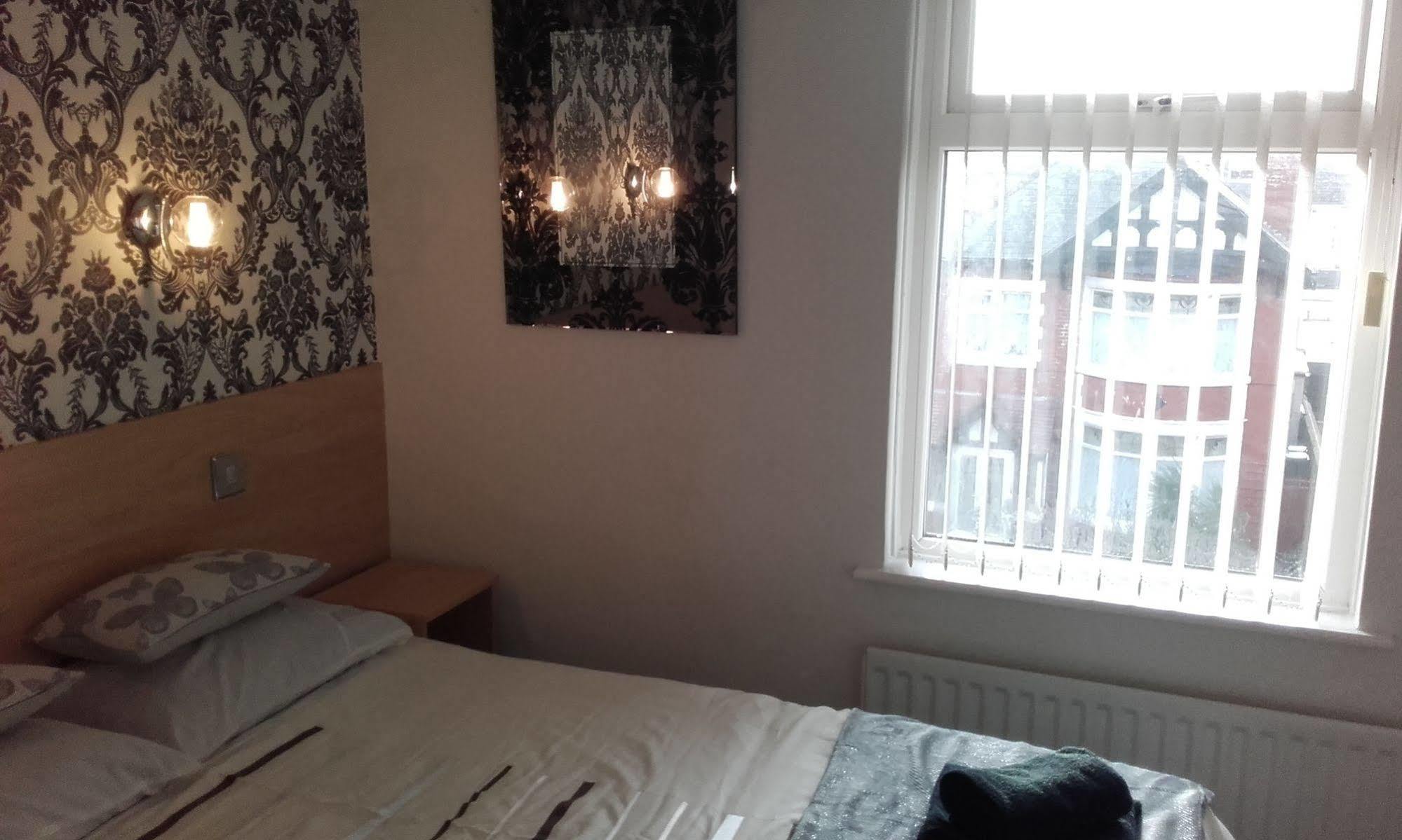 The Penrhyn Hotel Blackpool Eksteriør billede